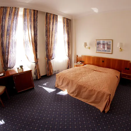 Hotel Bayerischer Hof 4*