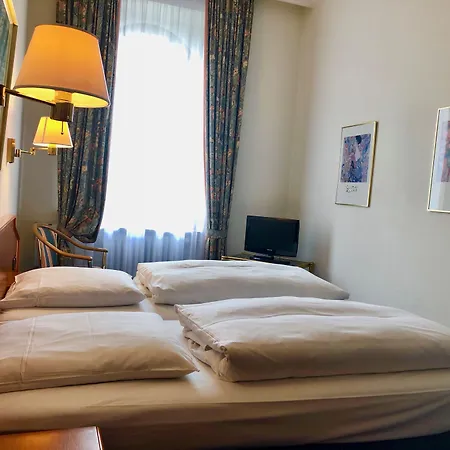 Hotel Bayerischer Hof 4*