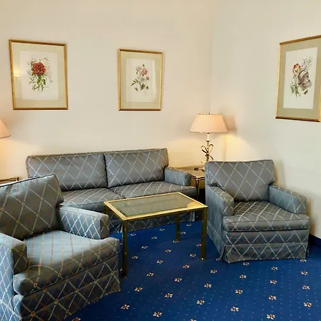 Bayerischer Hof Hotel