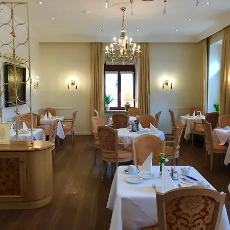 Bayerischer Hof 4*