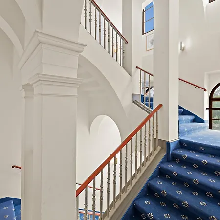 Bayerischer Hof Hotel