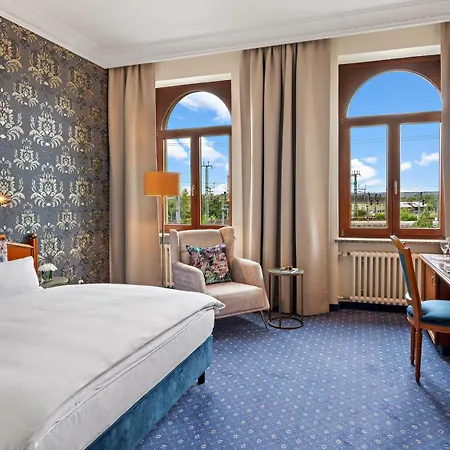 Bayerischer Hof Hotel