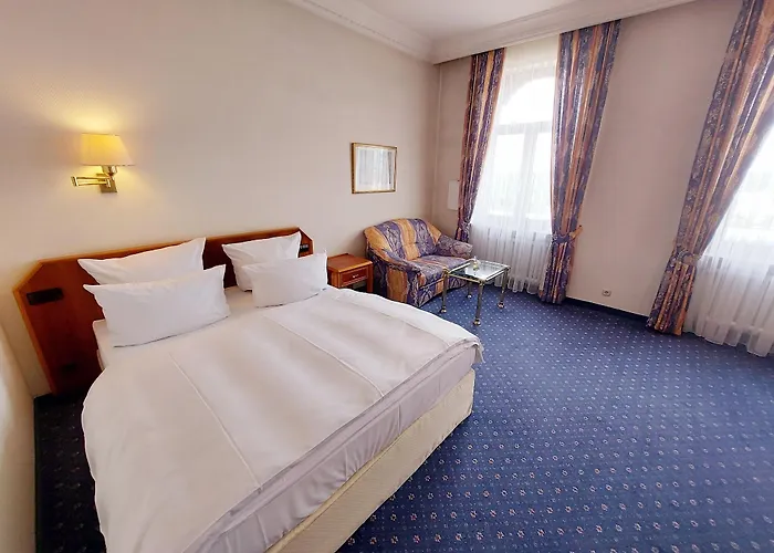 Bayerischer Hof Ξενοδοχείο 4*