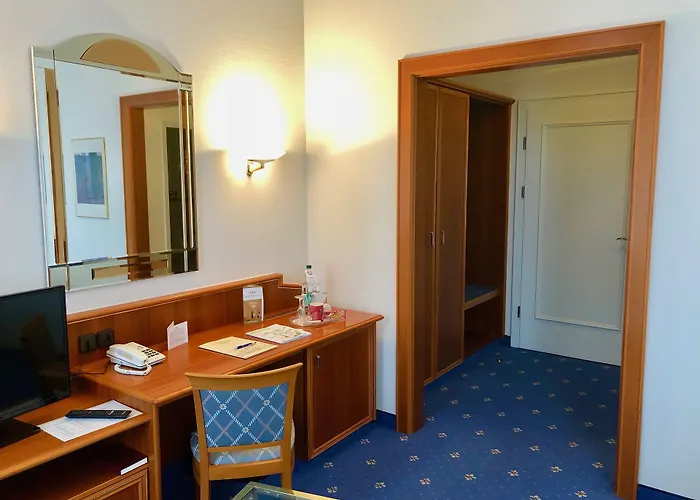Bayerischer Hof 4*