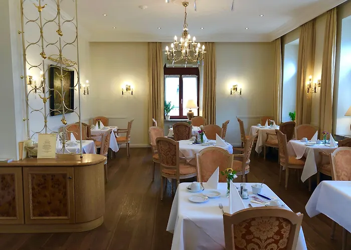 Bayerischer Hof 4*