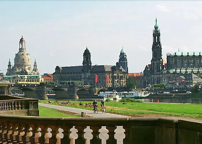 Bayerischer Hof 4*