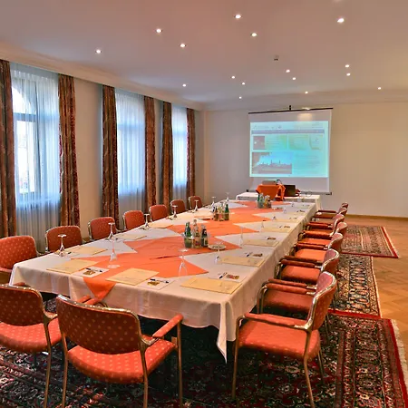 Bayerischer Hof Hotel Dresden