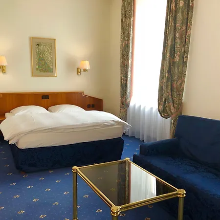 Bayerischer Hof Hotel Dresde