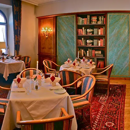 Bayerischer Hof 4*